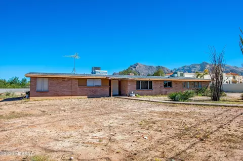 950 W Ina Rd, Tucson, AZ 85704