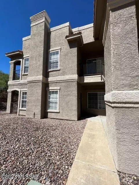 1500 E Pusch Wilderness Dr #13105, Tucson, AZ 85737