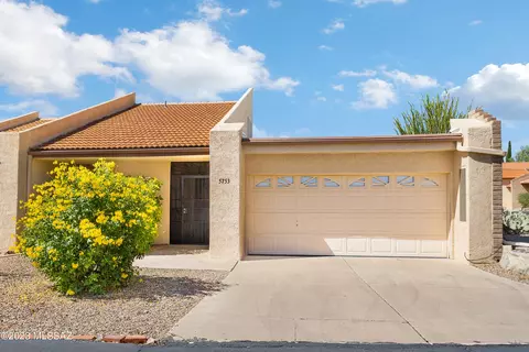 5753 N Camino Laguna, Tucson, AZ 85718