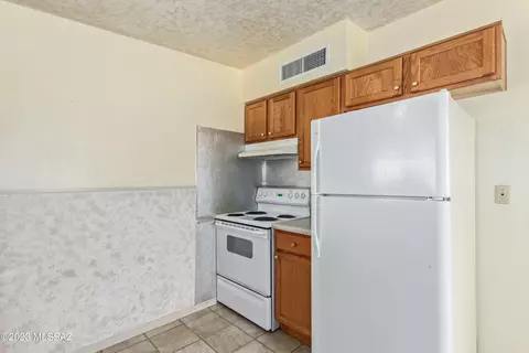 5740 S Aldorn Dr, Tucson, AZ 85706 photo 10