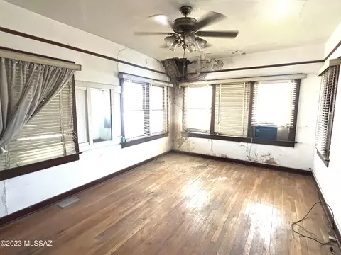 616 E Helen St, Tucson, AZ 85705 photo 8