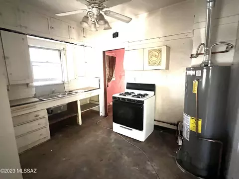 616 E Helen St, Tucson, AZ 85705 photo 10