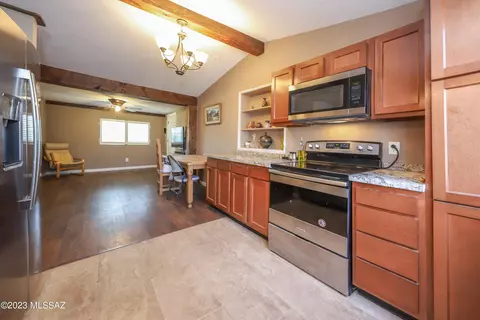 3801 E March Pl, Tucson, AZ 85713 photo 9