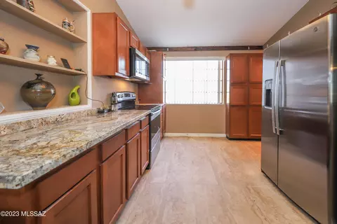 3801 E March Pl, Tucson, AZ 85713 photo 7