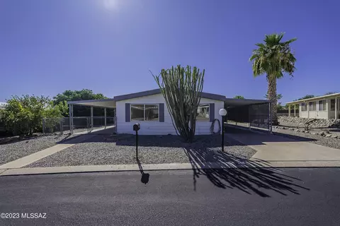259 W Tuna Dr, Green Valley, AZ 85614