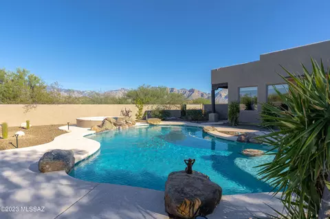 12300 N Sunkist Springs Pl, Tucson, AZ 85755
