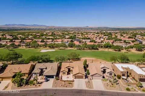 1313 N Birds Nest Rd, Green Valley, AZ 85614