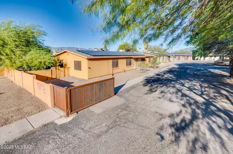 1821 S Jefferson Ave, Tucson, AZ 85711