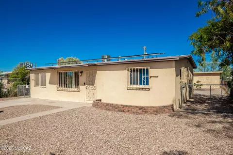 101 E Michigan Dr, Tucson, AZ 85714