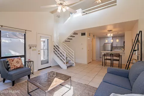 7604 E Callisto Cir #11, Tucson, AZ 85715