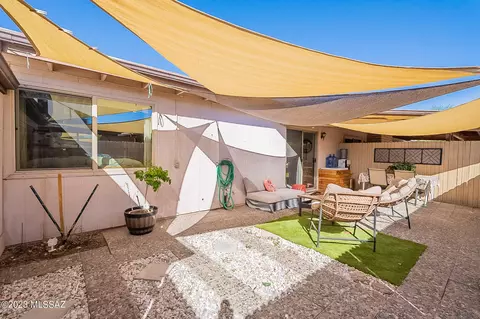 7704 E Kenyon Dr, Tucson, AZ 85710 photo 24