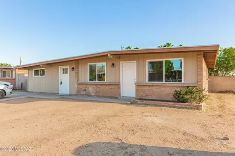 1343 W Knox St, Tucson, AZ 85705