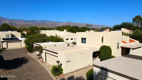 7161 E Chorro Cir, Tucson, AZ 85715