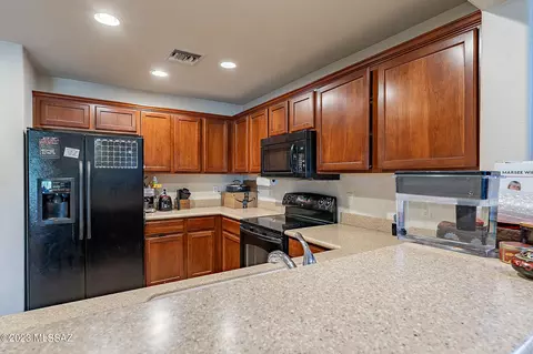 10651 E Singing Canyon Dr, Tucson, AZ 85747 photo 4