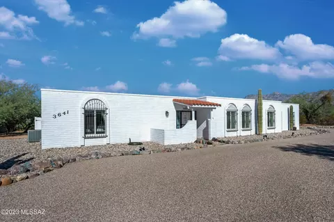3641 N Bear Canyon Rd, Tucson, AZ 85749