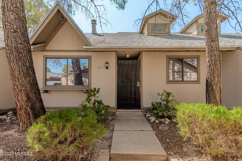 610 W Redondo Dr, Tucson, AZ 85705