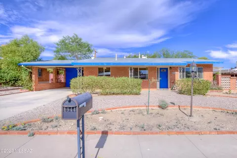 1944 W Calle Mecedora, Tucson, AZ 85745