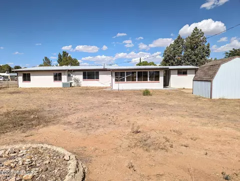 1014 E Justin St, Pearce, AZ 85625 photo 3