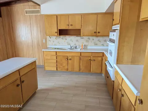 1014 E Justin St, Pearce, AZ 85625 photo 8