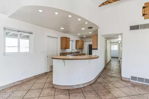 5541 E 24th St, Tucson, AZ 85711 photo 7