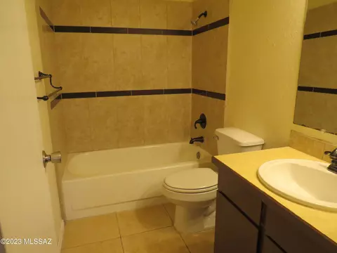 342 W American Loop W, Nogales, AZ 85621 photo 8