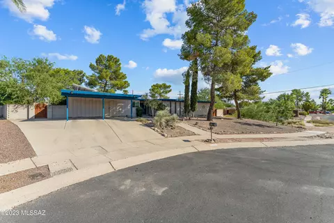 620 N Sarnoff Dr, Tucson, AZ 85710