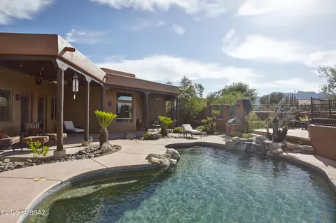 897 W Placita Luna Nueva, Oro Valley, AZ 85755