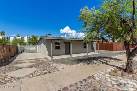 1023 E 9th St, Tucson, AZ 85719