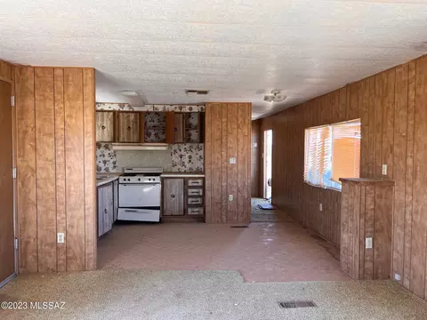 6248 E Apache Dr, Pearce, AZ 85625 photo 4