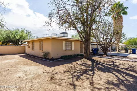 3352 E 23rd St, Tucson, AZ 85713 photo 4
