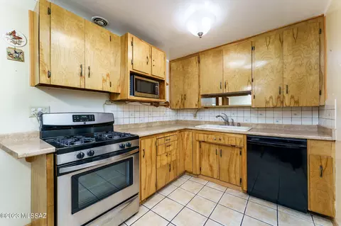 3352 E 23rd St, Tucson, AZ 85713 photo 11
