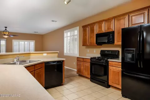 10566 S Jared Ln, Vail, AZ 85641 photo 12