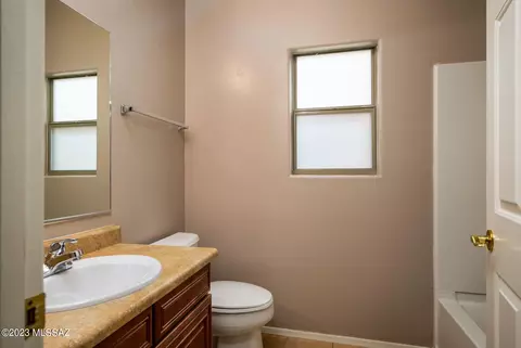 10566 S Jared Ln, Vail, AZ 85641 photo 8