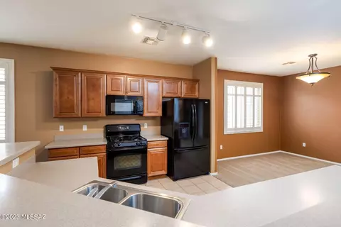 10566 S Jared Ln, Vail, AZ 85641 photo 16