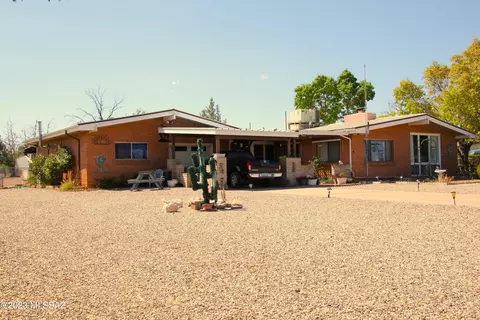 1112 E Justin St, Pearce, AZ 85625