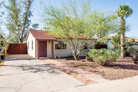 2632 E 19th St, Tucson, AZ 85716
