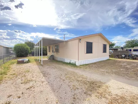 4725 N Iroquois Ave, Tucson, AZ 85705