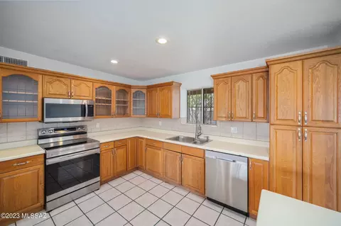 2202 E Honeysuckle St, Tucson, AZ 85706 photo 10