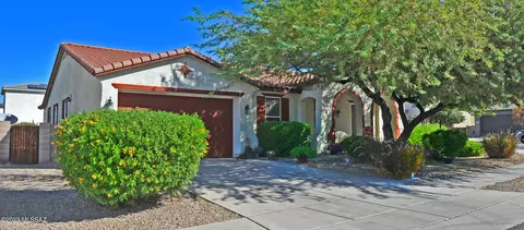 4863 E Starpoint St, Tucson, AZ 85756