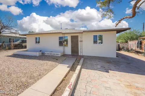 2618 E Pinal Vis, Tucson, AZ 85713