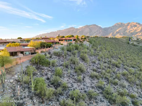 4470 N Trocha Alegre, Tucson, AZ 85750