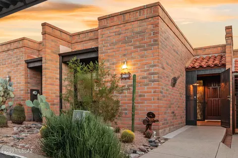 2517 S Calle Cervantes, Green Valley, AZ 85622