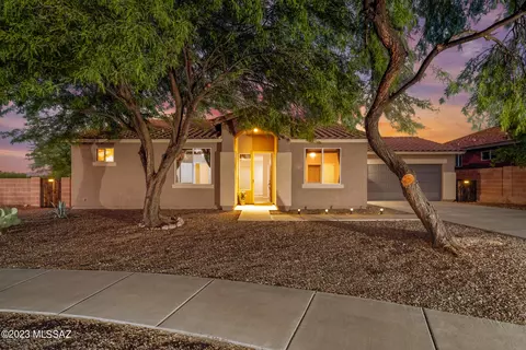 3372 N Glove Mine Ct, Tucson, AZ 85745