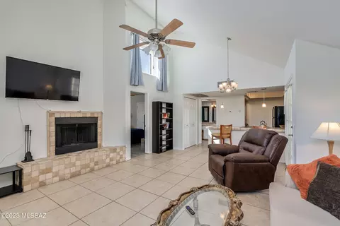 1200 E River Rd #K148, Tucson, AZ 85718