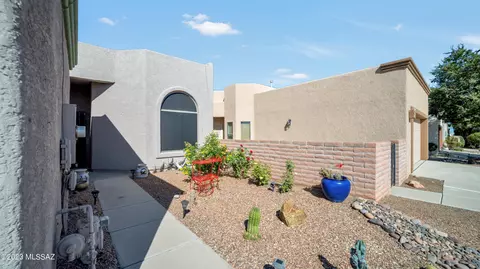 2444 S Orchard View Dr, Green Valley, AZ 85614