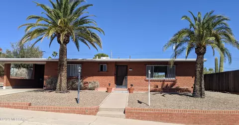 1934 W Calle Pacifica, Tucson, AZ 85745