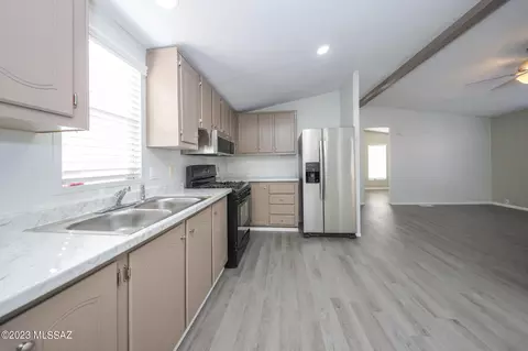 55 E King Rd, Tucson, AZ 85705 photo 16