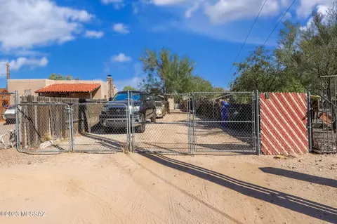 55 E King Rd, Tucson, AZ 85705 photo 4