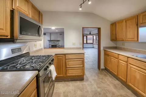 1406 E Hampton St, Tucson, AZ 85719 photo 22