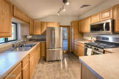1406 E Hampton St, Tucson, AZ 85719 photo 21